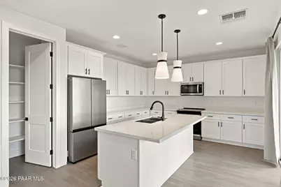 7615 E Louie Lane, Prescott Valley, AZ 86315 - Photo 10
