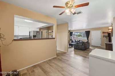 3861 N Navajo Drive, Prescott Valley, AZ 86314 - Photo 8
