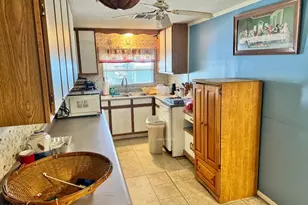 18233 S John Fry Ave, Peeples Valley, AZ 86332 - Photo 8