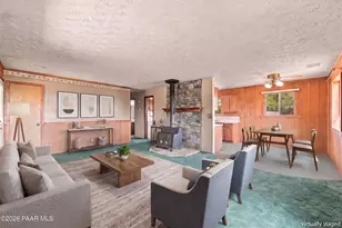 1933 N Geraldine Ct, Prescott, AZ 86301 - Photo 8
