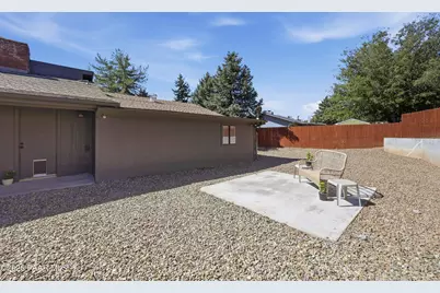 11248 E Manzanita Trail, Dewey-Humboldt, AZ 86327 - Photo 36