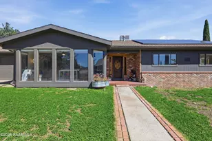 11248 E Manzanita Trail, Dewey-Humboldt, AZ 86327 - Photo 4