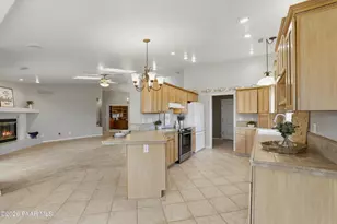 9531 E Serpentine Ln, Prescott Valley, AZ 86314 - Photo 14