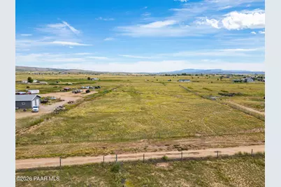 26767 N Sweet Pea Bud Lane, Paulden, AZ 86334 - Photo 2