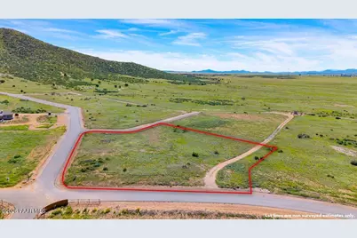 10649 E Stallion Way, Prescott Valley, AZ 86315 - Photo 2