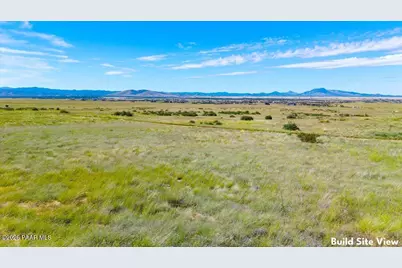 10649 E Stallion Way, Prescott Valley, AZ 86315 - Photo 10