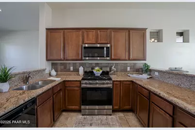 6228 E Garnet Place, Prescott Valley, AZ 86314 - Photo 10