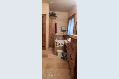 43143 N Hallelujah Lane, Seligman, AZ 86337 - Photo 16