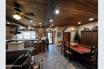 43143 N Hallelujah Lane, Seligman, AZ 86337 - Photo 12