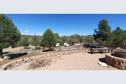 43143 N Hallelujah Lane, Seligman, AZ 86337 - Photo 8
