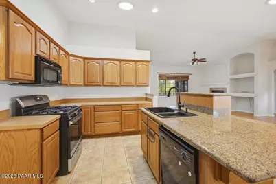 2330 W Gambels Ridge Drive, Chino Valley, AZ 86323 - Photo 2