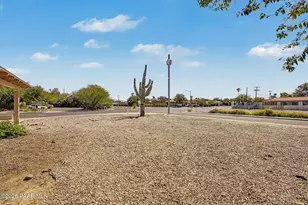 1701 N Village Dr, Tucson, AZ 85712 - Photo 10