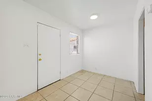 1701 N Village Dr, Tucson, AZ 85712 - Photo 18