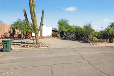 1143 E 12th Street, Tucson, AZ 85719 - Photo 2