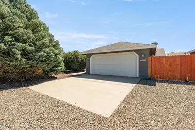 9321 E Manzanita Circle, Prescott Valley, AZ 86314 - Photo 34