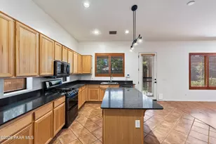 6618 E Stratford Dr, Prescott Valley, AZ 86314 - Photo 10