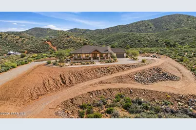 3041 S Rancho Place, Dewey-Humboldt, AZ 86327 - Photo 2