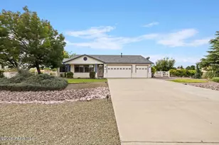 1003 W Heather Ln, Chino Valley, AZ 86323 - Photo 1