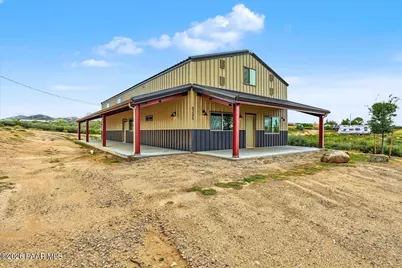 8285 W Abbey (Barndominium) Lane, Wilhoit, AZ 86332 - Photo 2
