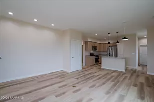 8285 W Abbey (Barndominium) Ln, Wilhoit, AZ 86332 - Photo 4