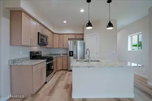 8285 W Abbey (Barndominium) Ln, Wilhoit, AZ 86332 - Photo 6