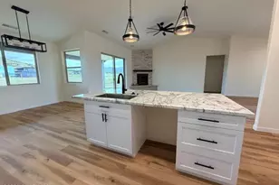 11808 N Outlaw Ln, Prescott Valley, AZ 86315 - Photo 8