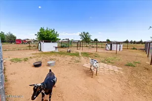 1415 W Ranch House Rd, Paulden, AZ 86334 - Photo 24