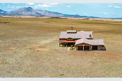 8992 N Barrel Mesa Road, Prescott Valley, AZ 86315 - Photo 1