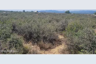 8155 W Barrington Road, Wilhoit, AZ 86332 - Photo 10