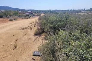 8095 W Barrington Rd, Wilhoit, AZ 86332 - Photo 1