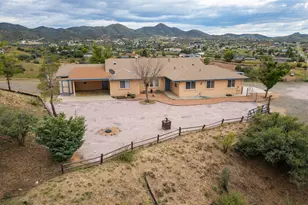 2125 S Foothill Dr, Dewey-Humboldt, AZ 86327 - Photo 2