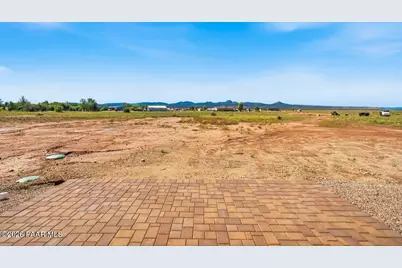 24416 N Big Springs Ranch Road, Paulden, AZ 86334 - Photo 18