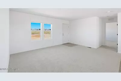3223 W Rainbow Sunset Avenue, Paulden, AZ 86334 - Photo 4