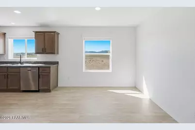 3223 W Rainbow Sunset Avenue, Paulden, AZ 86334 - Photo 8