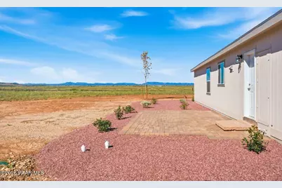 3223 W Rainbow Sunset Avenue, Paulden, AZ 86334 - Photo 16