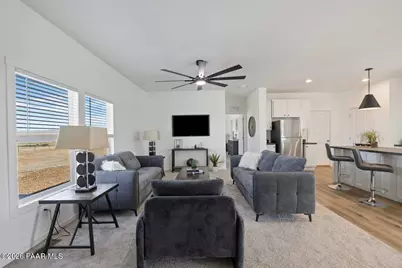 7373 E Weekhaven Drive, Prescott Valley, AZ 86315 - Photo 10