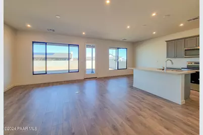 5762 E Richmond Road, Prescott Valley, AZ 86314 - Photo 4