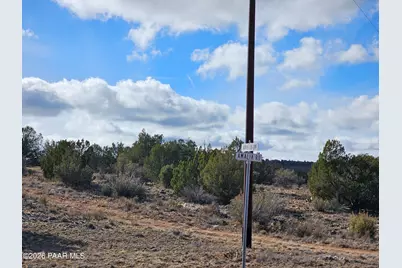 30022 W Amalia Road, Seligman, AZ 86337 - Photo 10