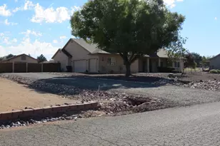 735 Sycamore Ln, Chino Valley, AZ 86323 - Photo 1
