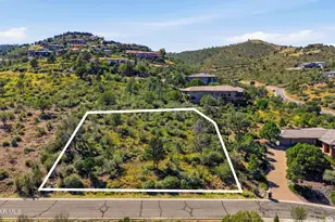 252 Sleepyglen Cir, Prescott, AZ 86303 - Photo 1