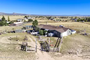 2940 W Willow Breeze Rd, Chino Valley, AZ 86323 - Photo 2
