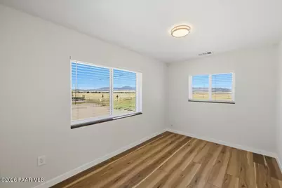 8995 E Sommer Drive, Prescott Valley, AZ 86314 - Photo 14