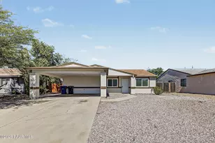 1956 W Chardonnay Dr, Tucson, AZ 85746 - Photo 2