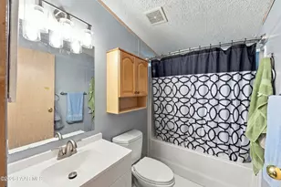 20611 E Quail Run Dr, Mayer, AZ 86333 - Photo 12