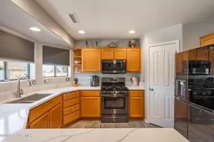 7146 N Viewscape Dr, Prescott Valley, AZ 86315 - Photo 8