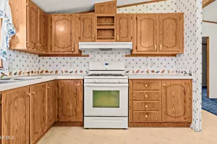 30931 S Running Horse Rd, Congress, AZ 85332 - Photo 10