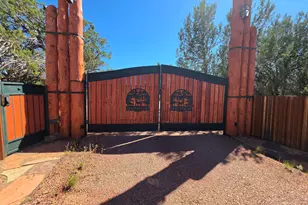33425 W Cowboy Clint Way, Seligman, AZ 86337 - Photo 2