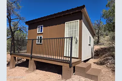 207A S Arizona Road, Ash Fork, AZ 86320 - Photo 1