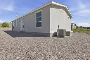 85 E Abra Rd, Paulden, AZ 86334 - Photo 14