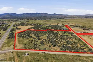 12 E Leona Ln, Dewey-Humboldt, AZ 86327 - Photo 1